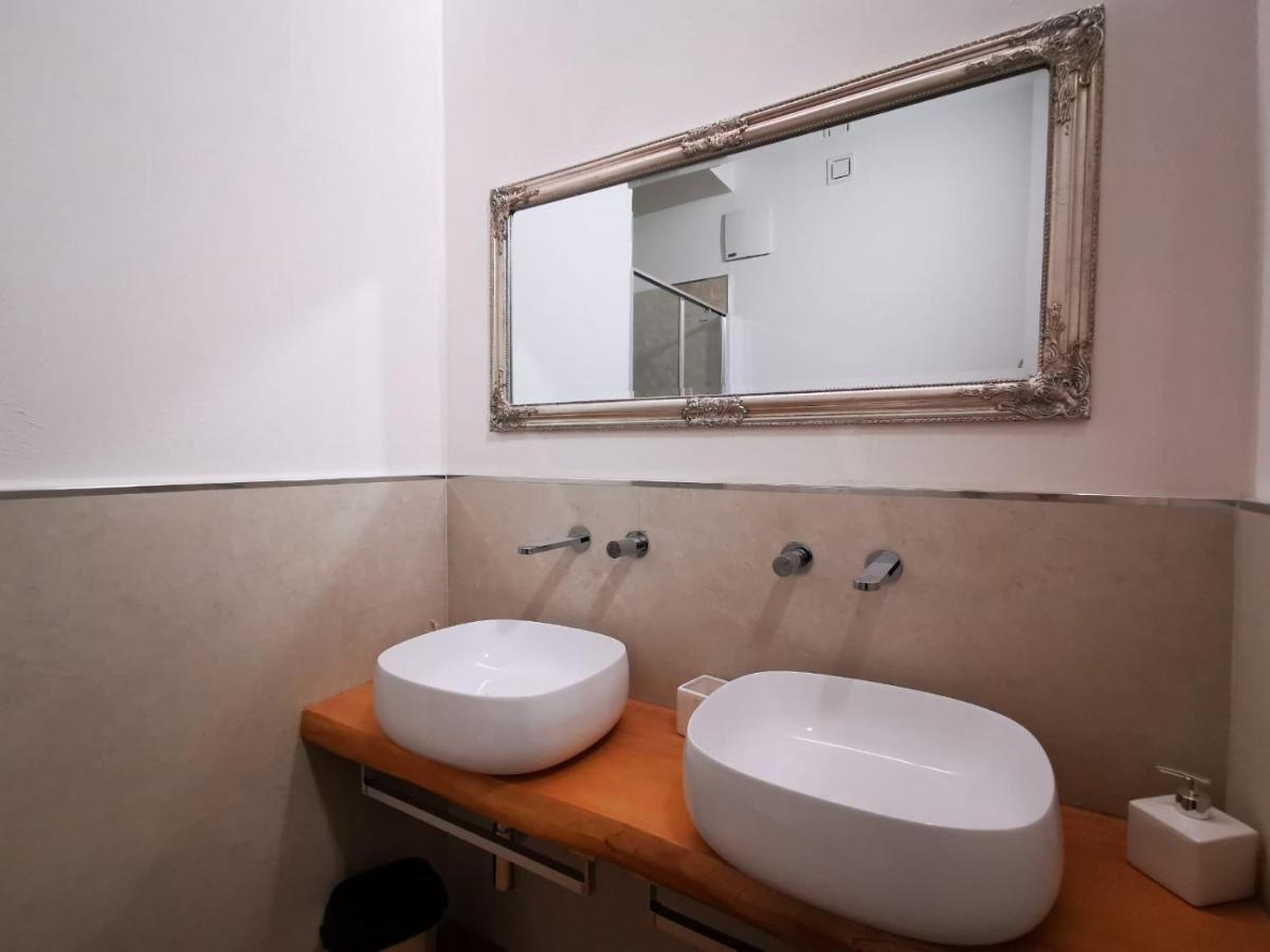 Deluxe 3 Bedroom Flat In Rialto 베니스 외부 사진