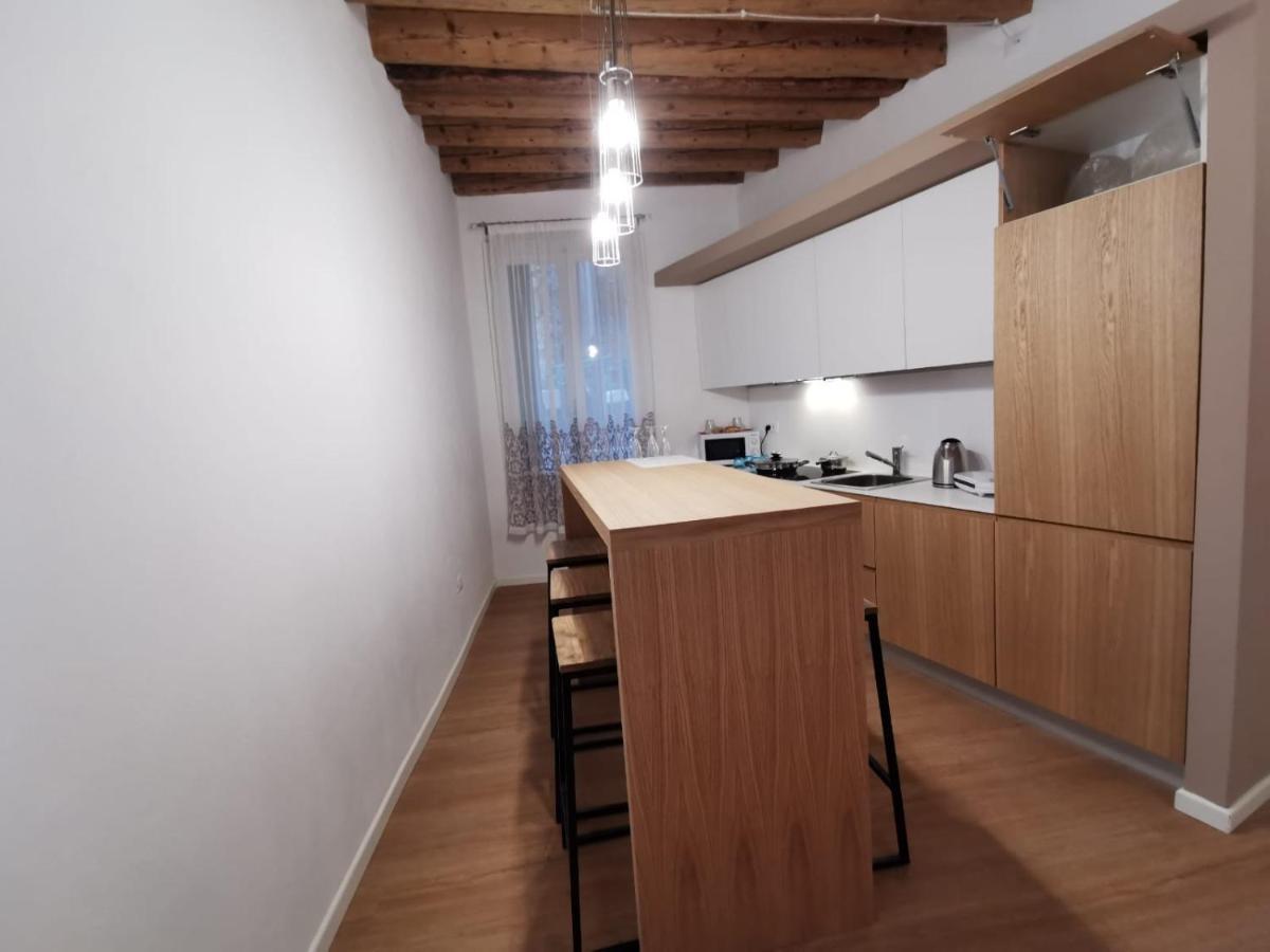 Deluxe 3 Bedroom Flat In Rialto 베니스 외부 사진